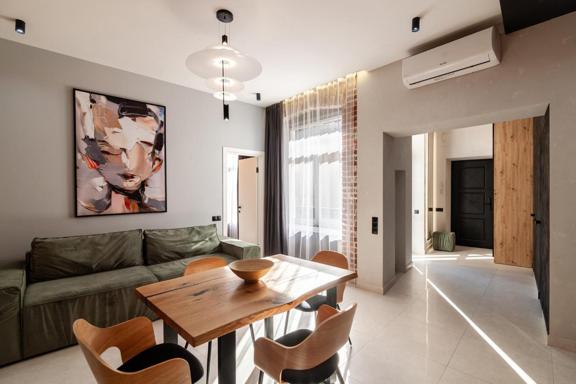 Leogrand Jacuzzi On Krakivska 26 Apartment Lviv